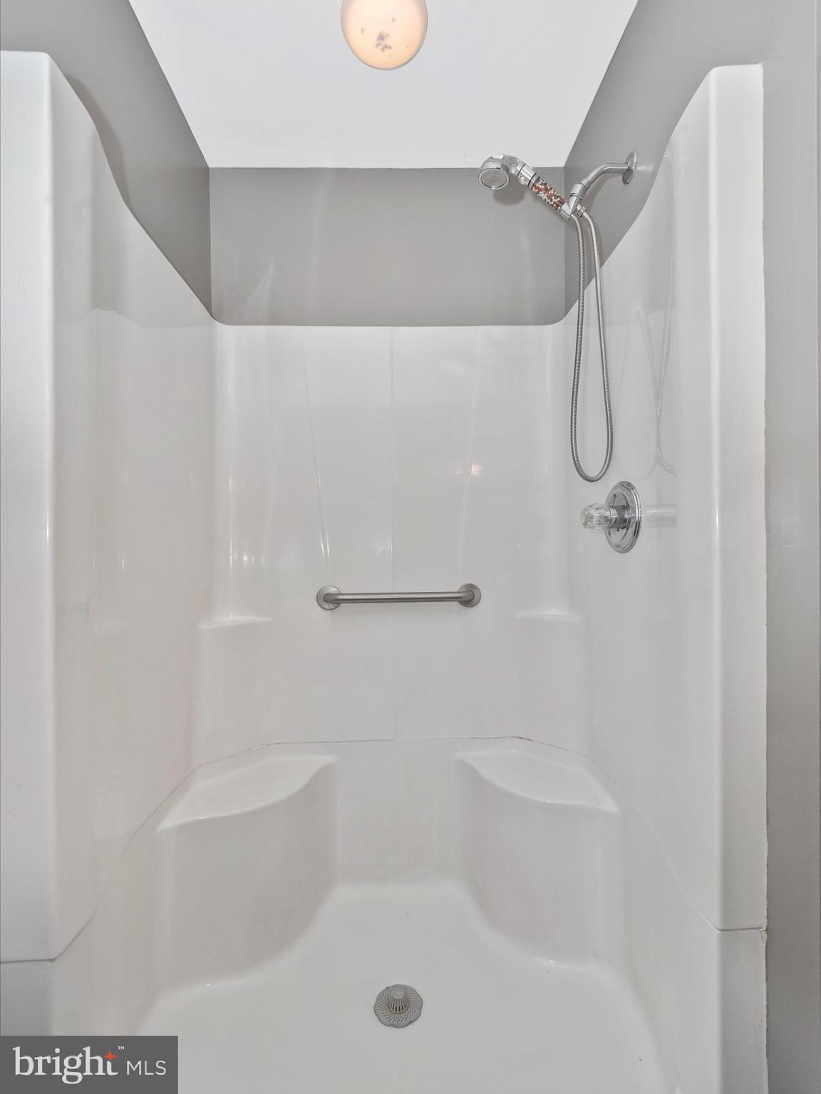 FOUNTAIN HEAD - Residential