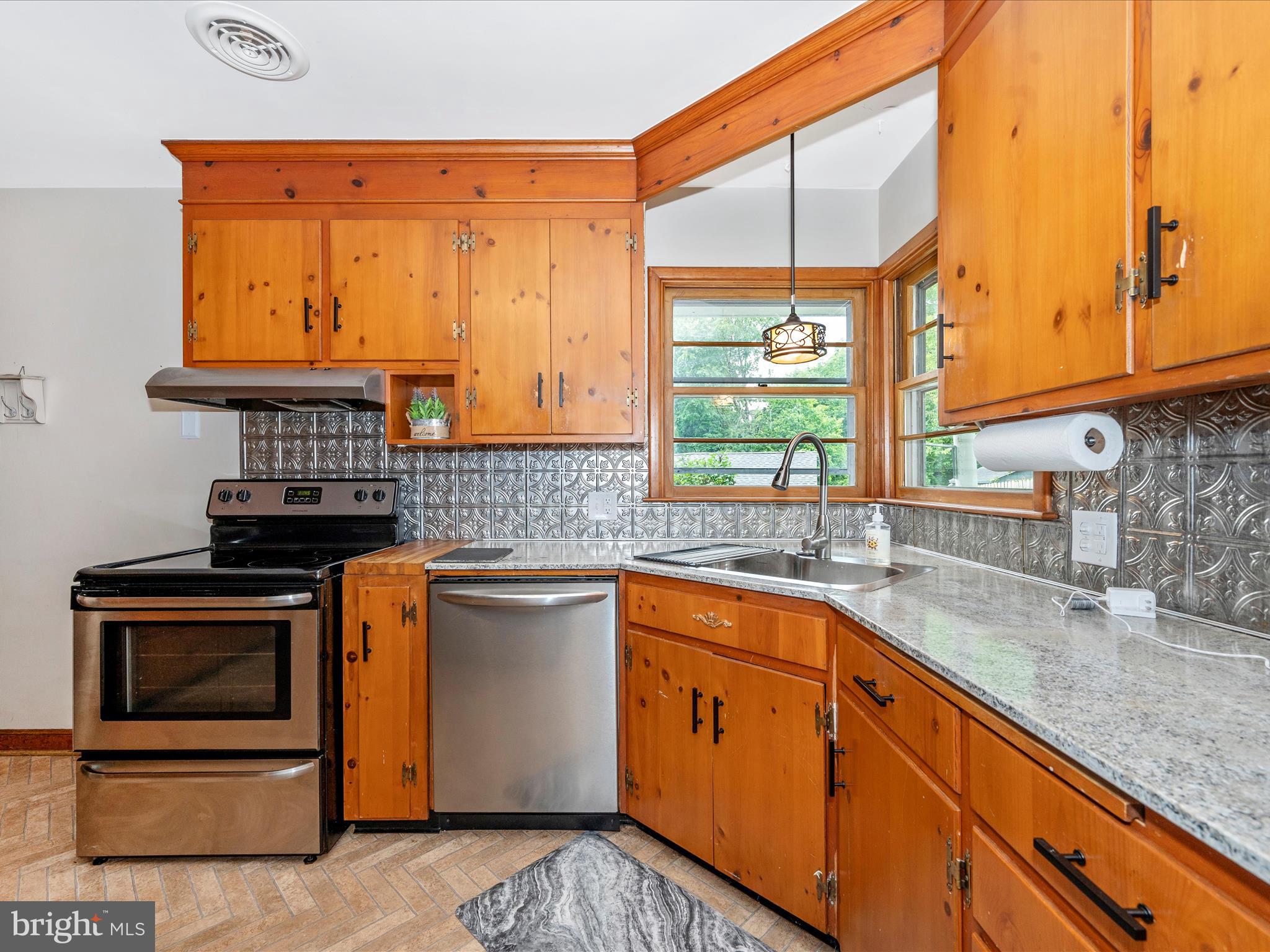 FOUNTAIN HEAD - Residential