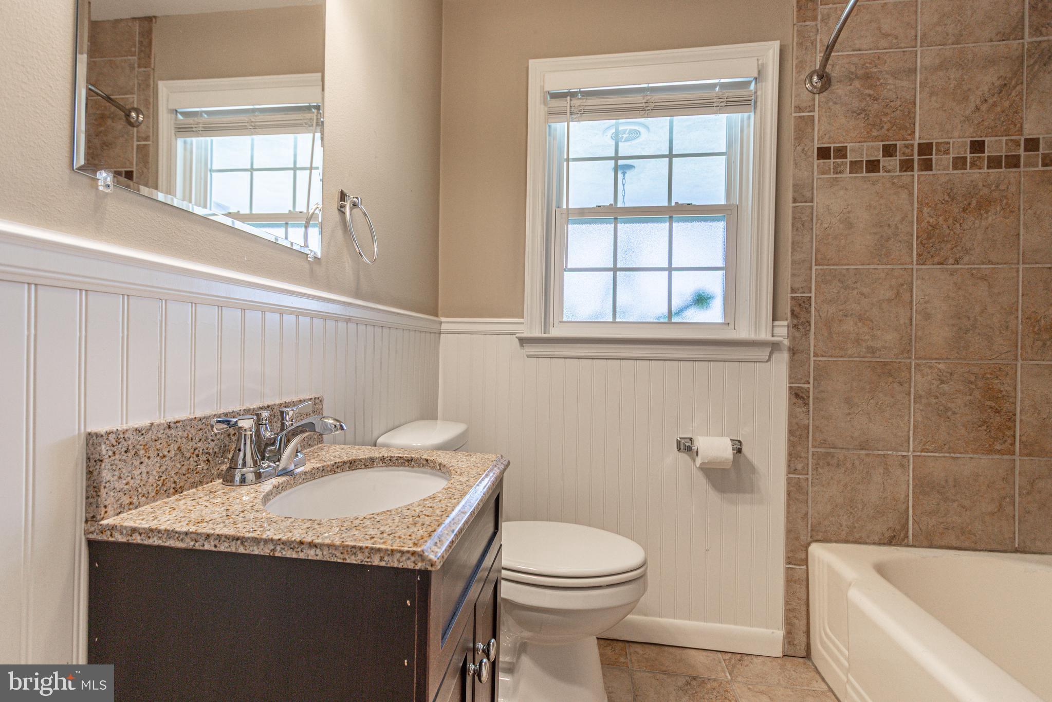 STRATHCONA-HILLCROFT - Residential