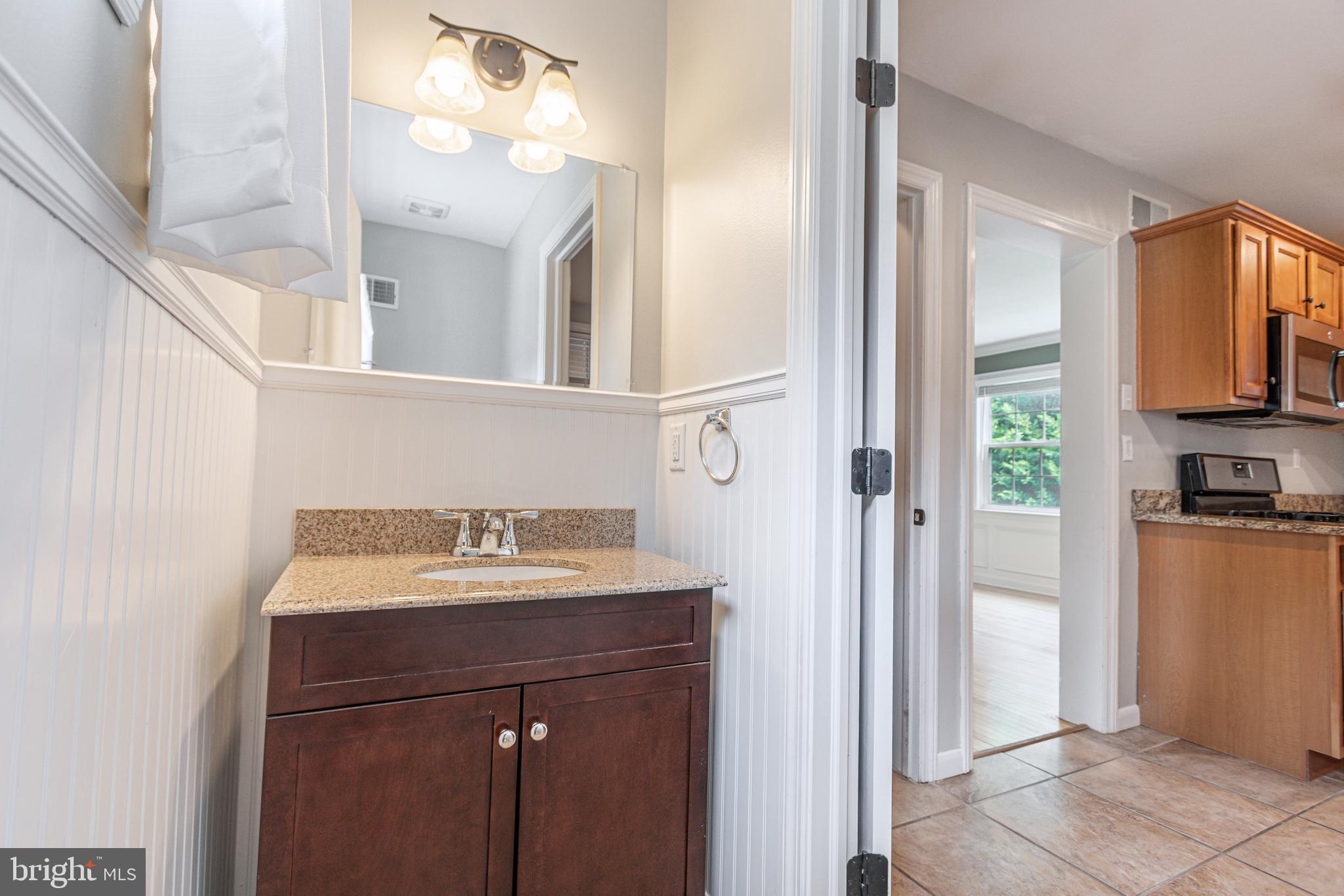 STRATHCONA-HILLCROFT - Residential