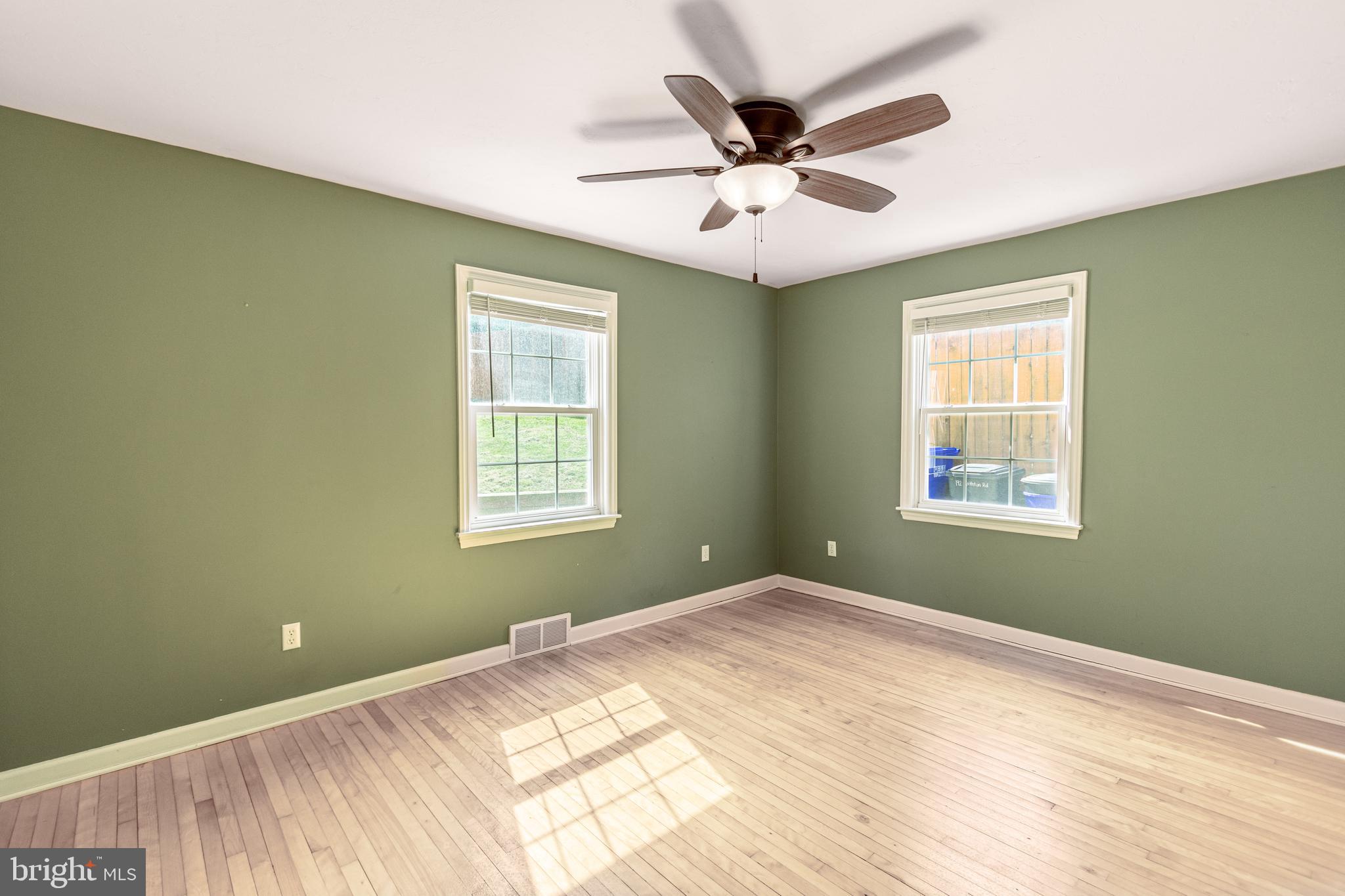 STRATHCONA-HILLCROFT - Residential