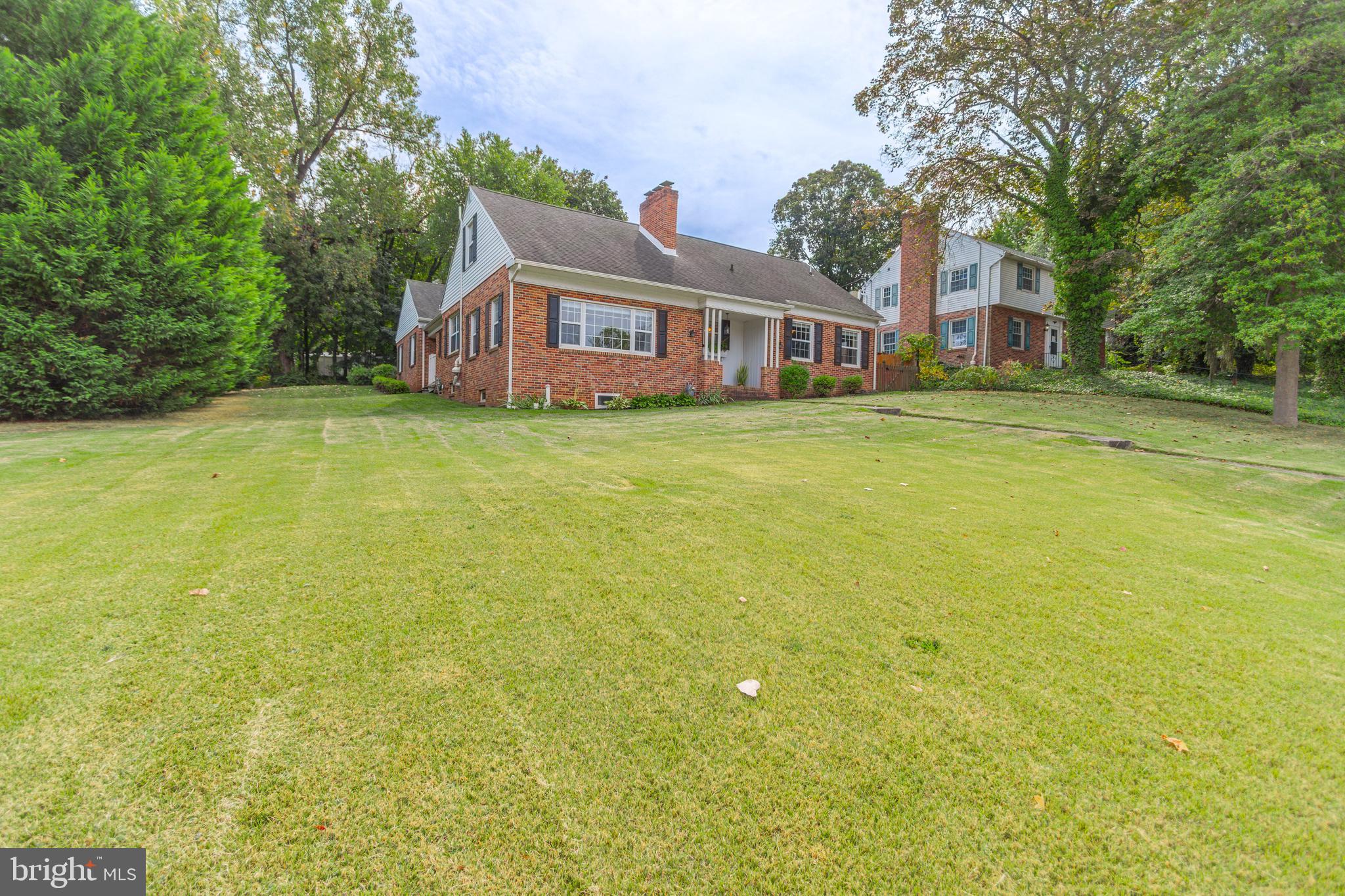 STRATHCONA-HILLCROFT - Residential