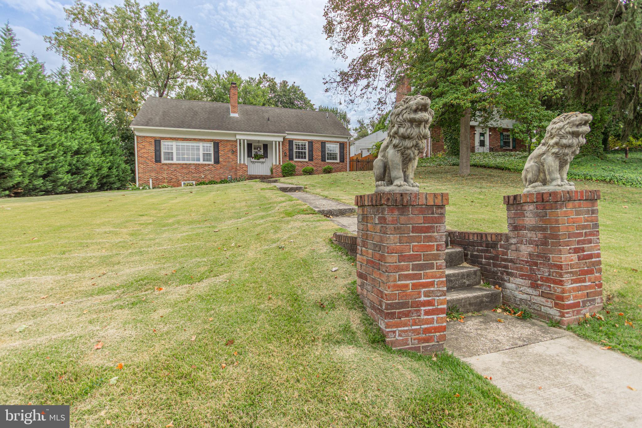 STRATHCONA-HILLCROFT - Residential