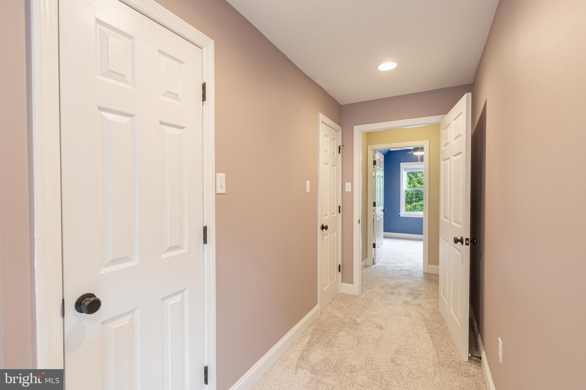 STRATHCONA-HILLCROFT - Residential