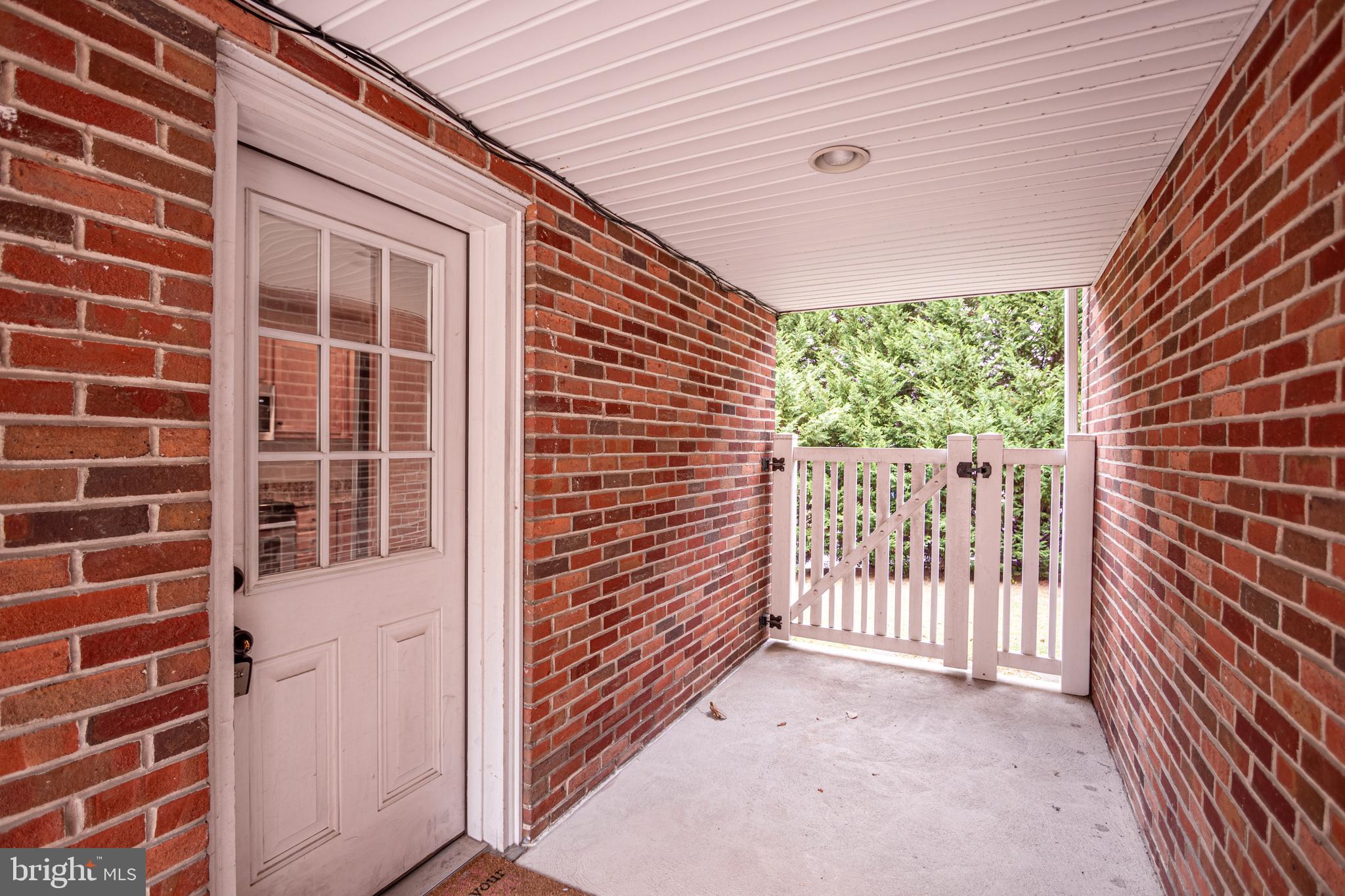 STRATHCONA-HILLCROFT - Residential