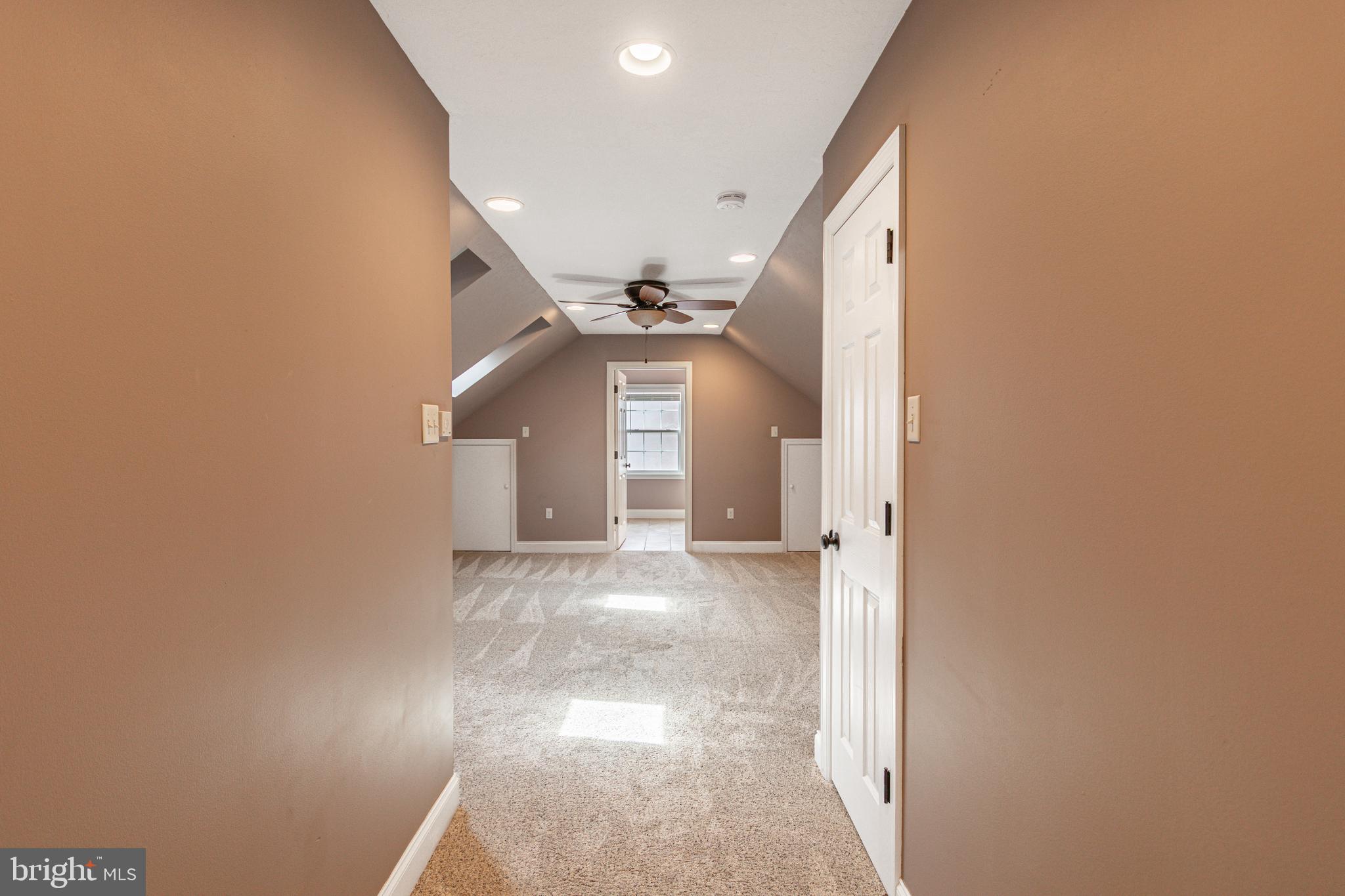 STRATHCONA-HILLCROFT - Residential