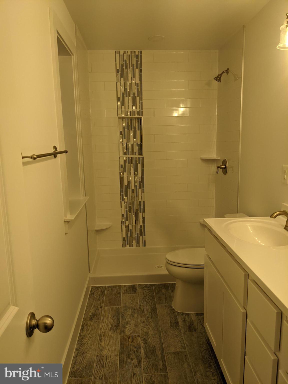 LONDONTOWN - Residential