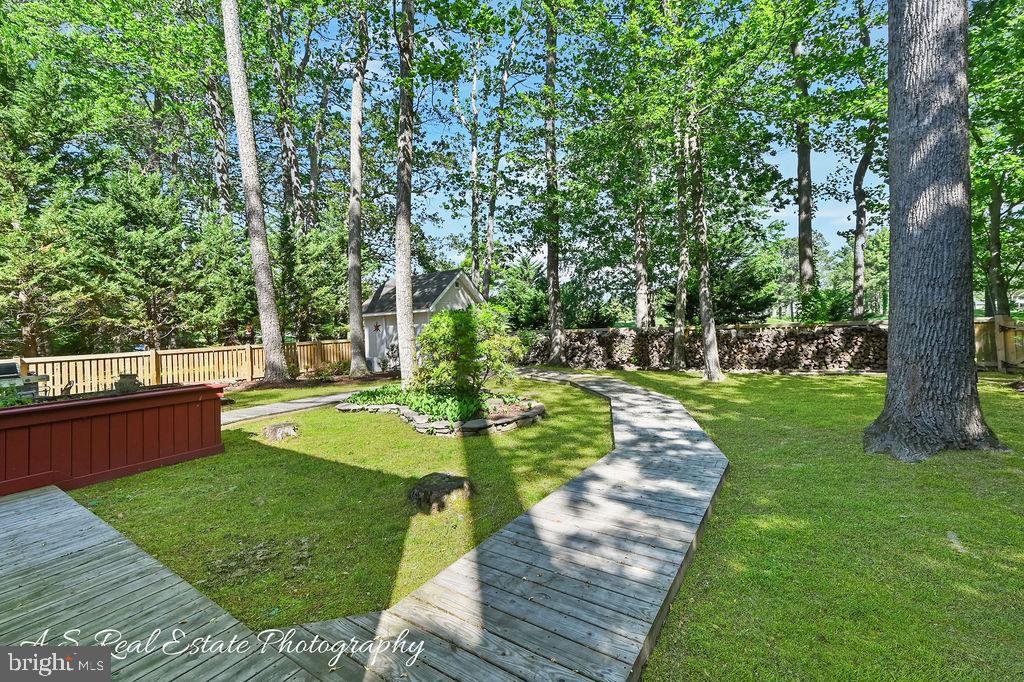 122 SANDYHOOK ROAD