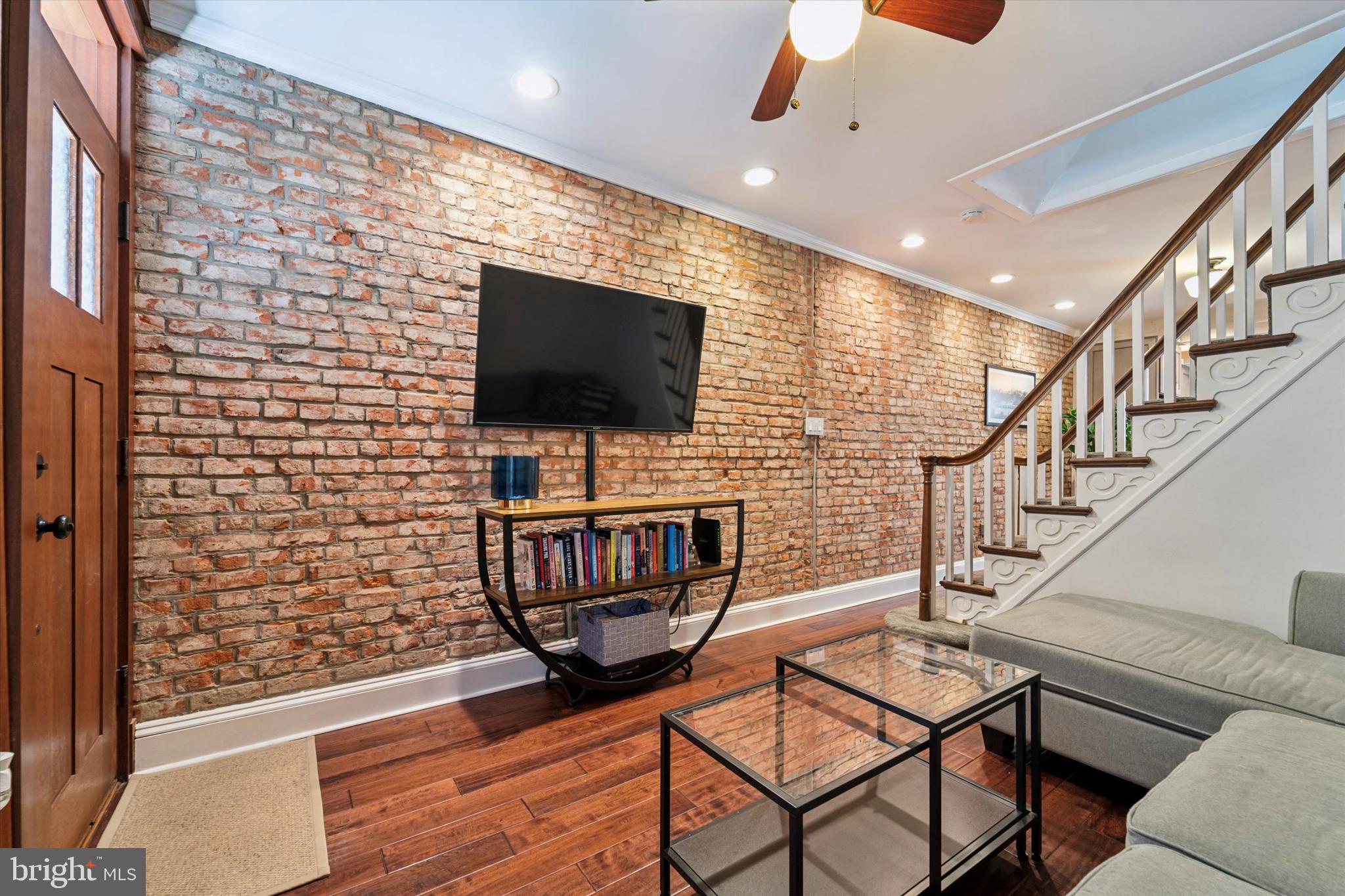 PORT RICHMOND - Residential