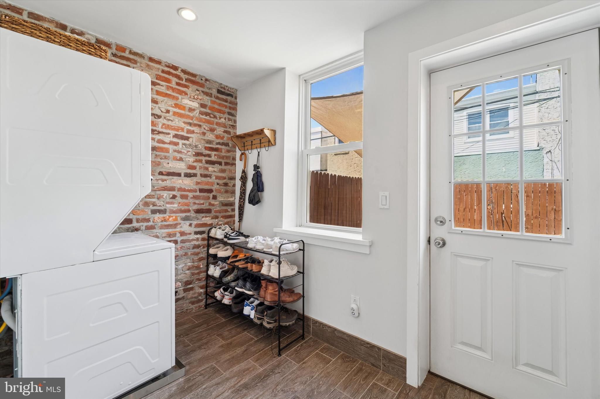 PORT RICHMOND - Residential