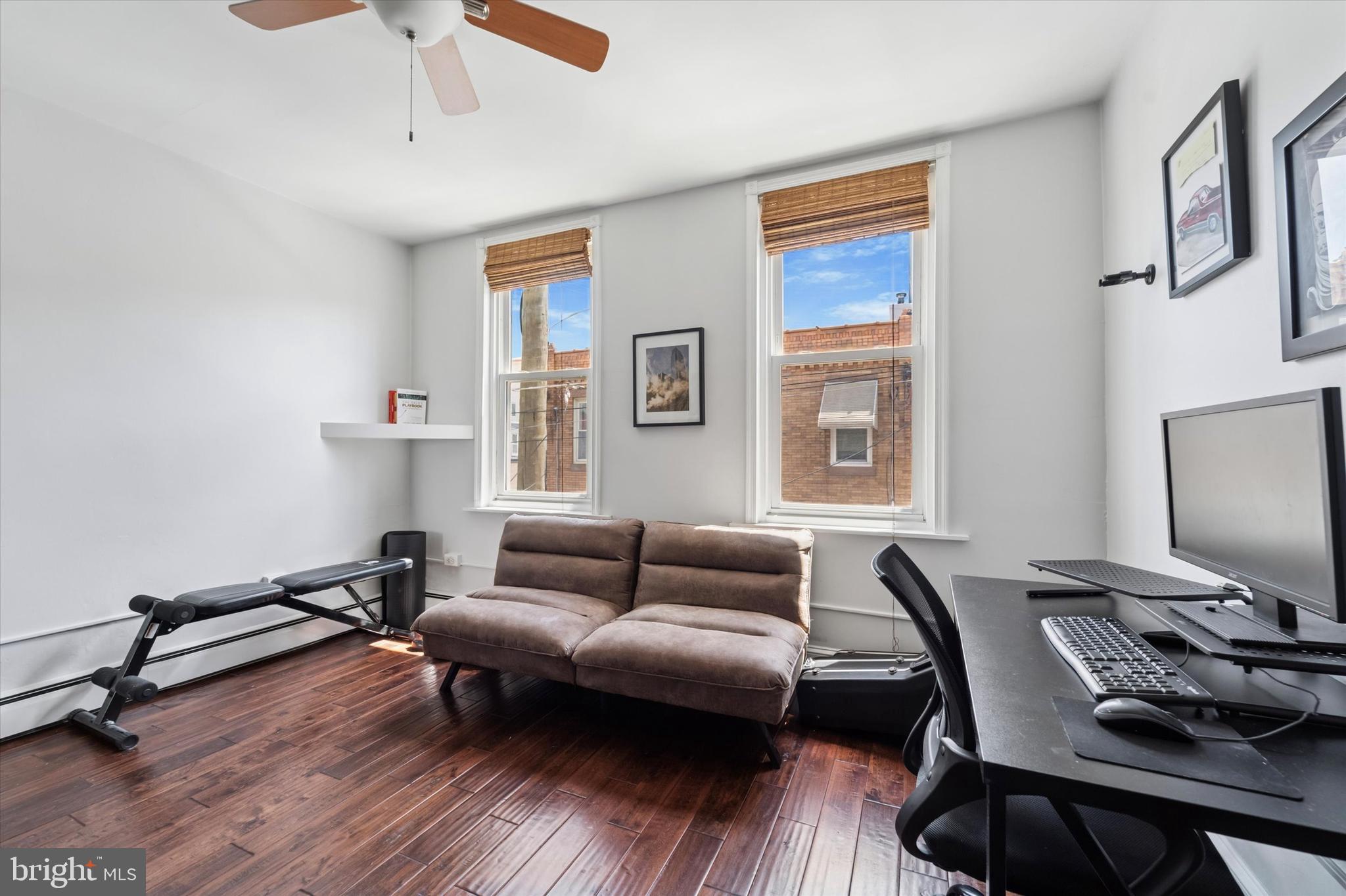 PORT RICHMOND - Residential