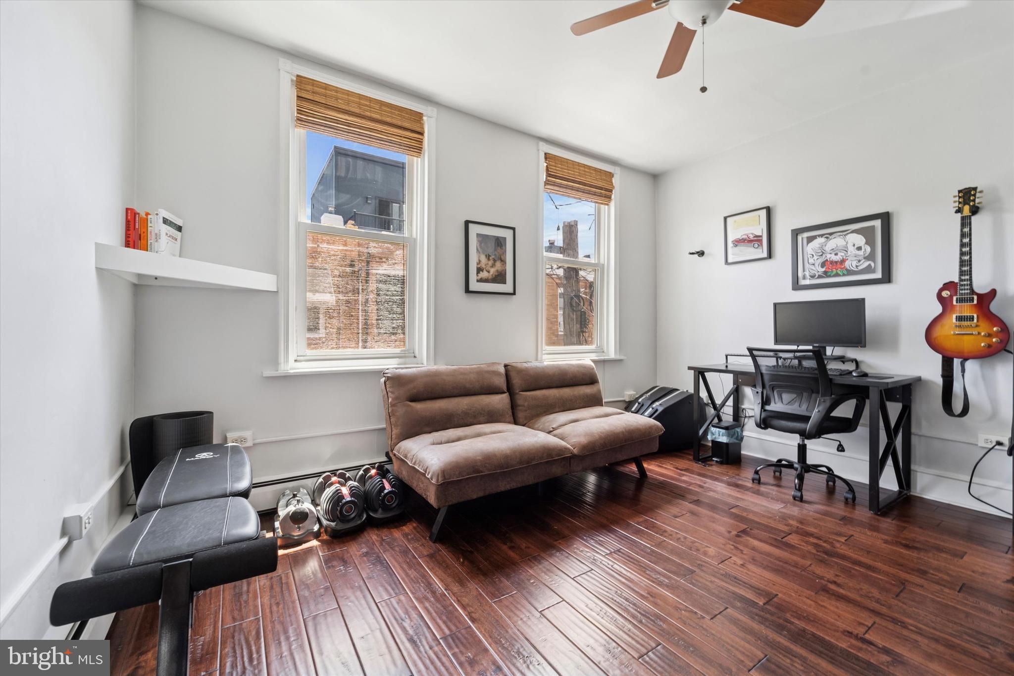 PORT RICHMOND - Residential