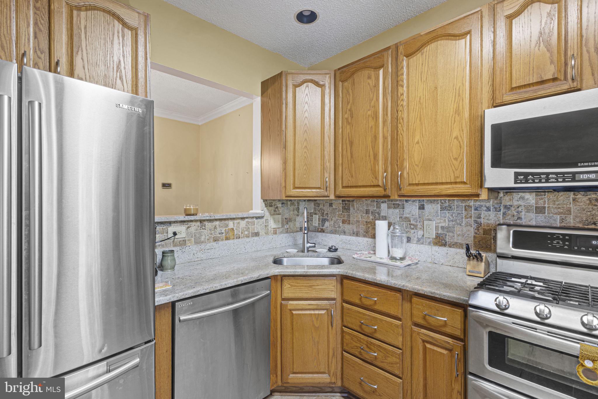 CHATHAM LANDING - Residential