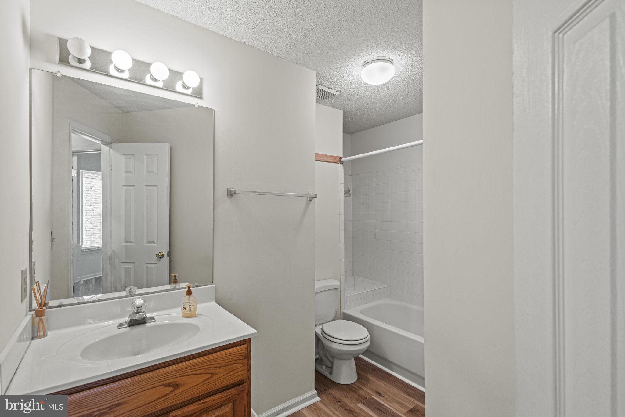 CHATHAM LANDING - Residential