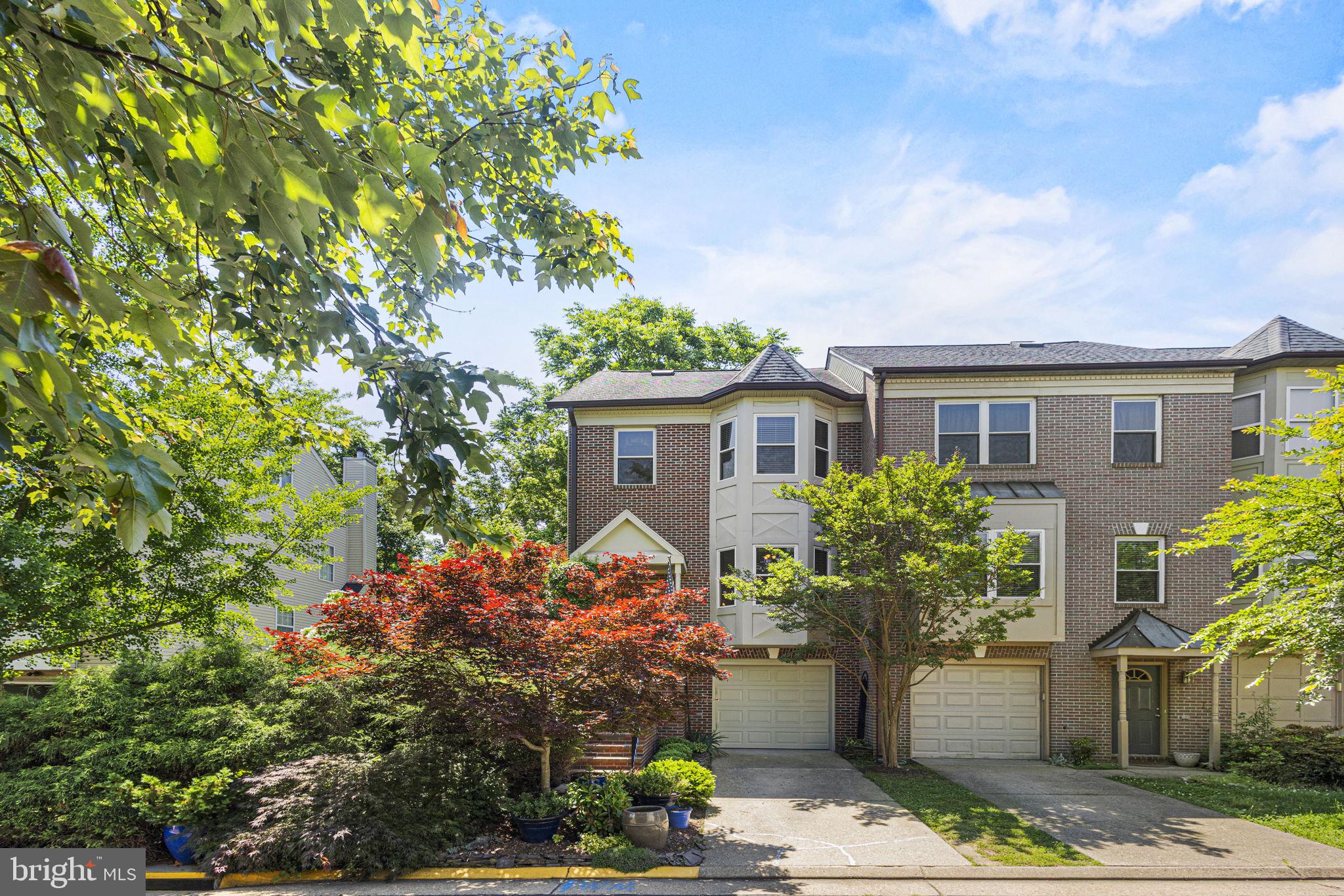 CHATHAM LANDING - Residential