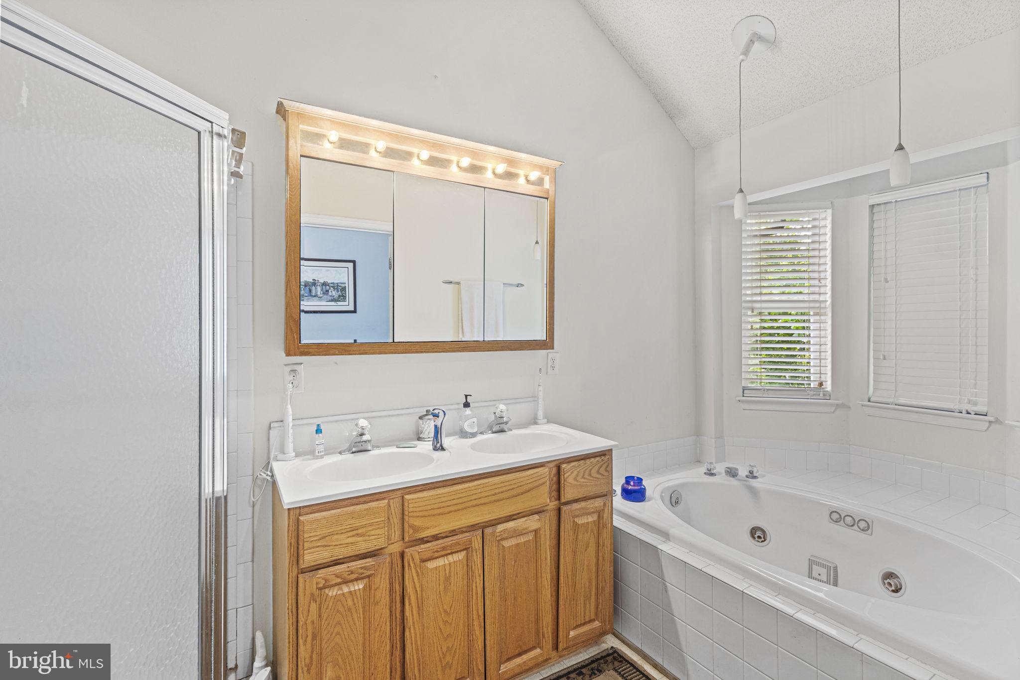 CHATHAM LANDING - Residential