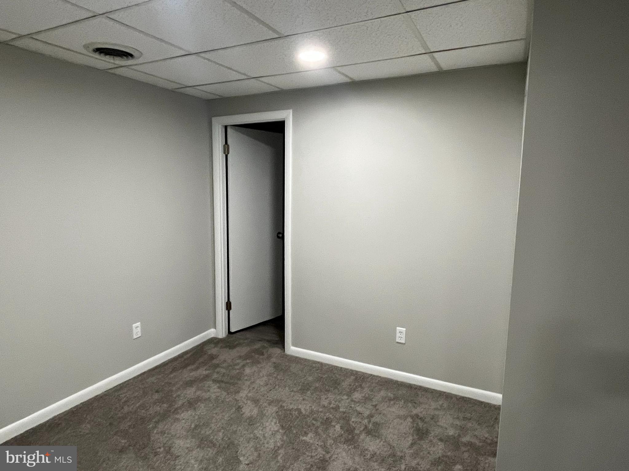 VILLAGE OF OLDE MILL - Residential Lease