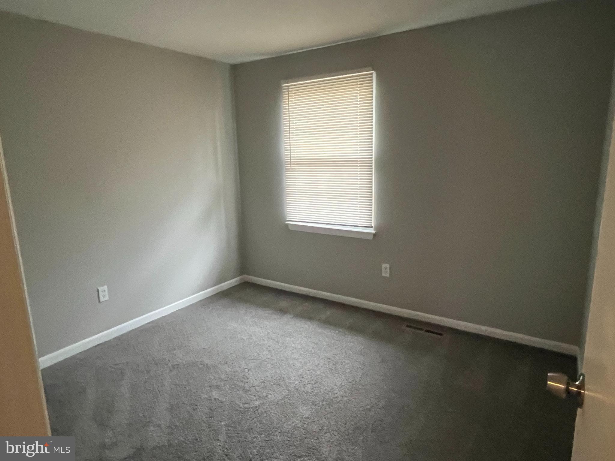 VILLAGE OF OLDE MILL - Residential Lease