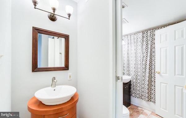 GLENVALE - Residential Lease