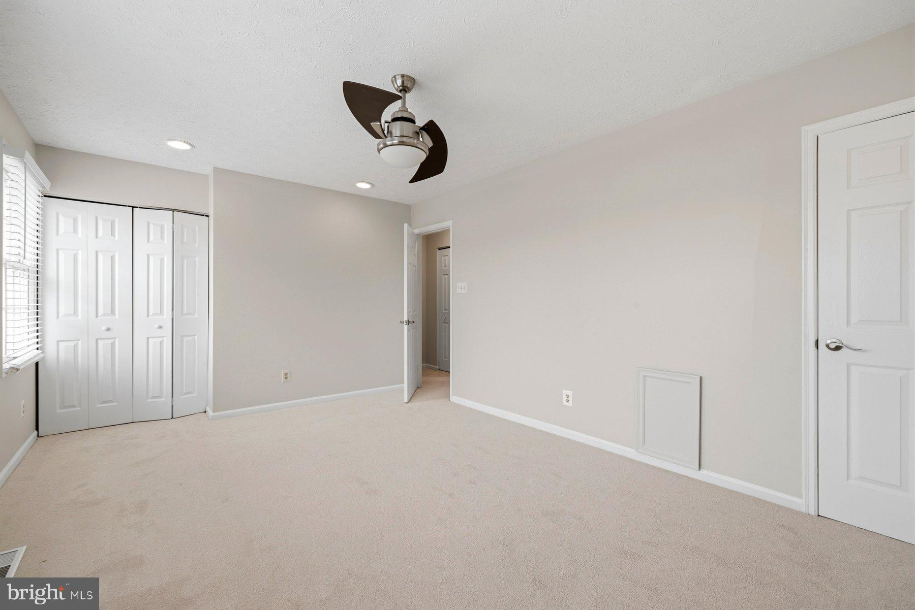 INDIAN CREEK - Residential