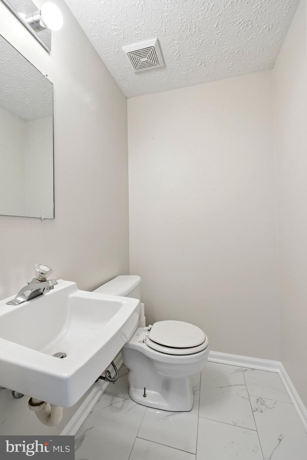 INDIAN CREEK - Residential