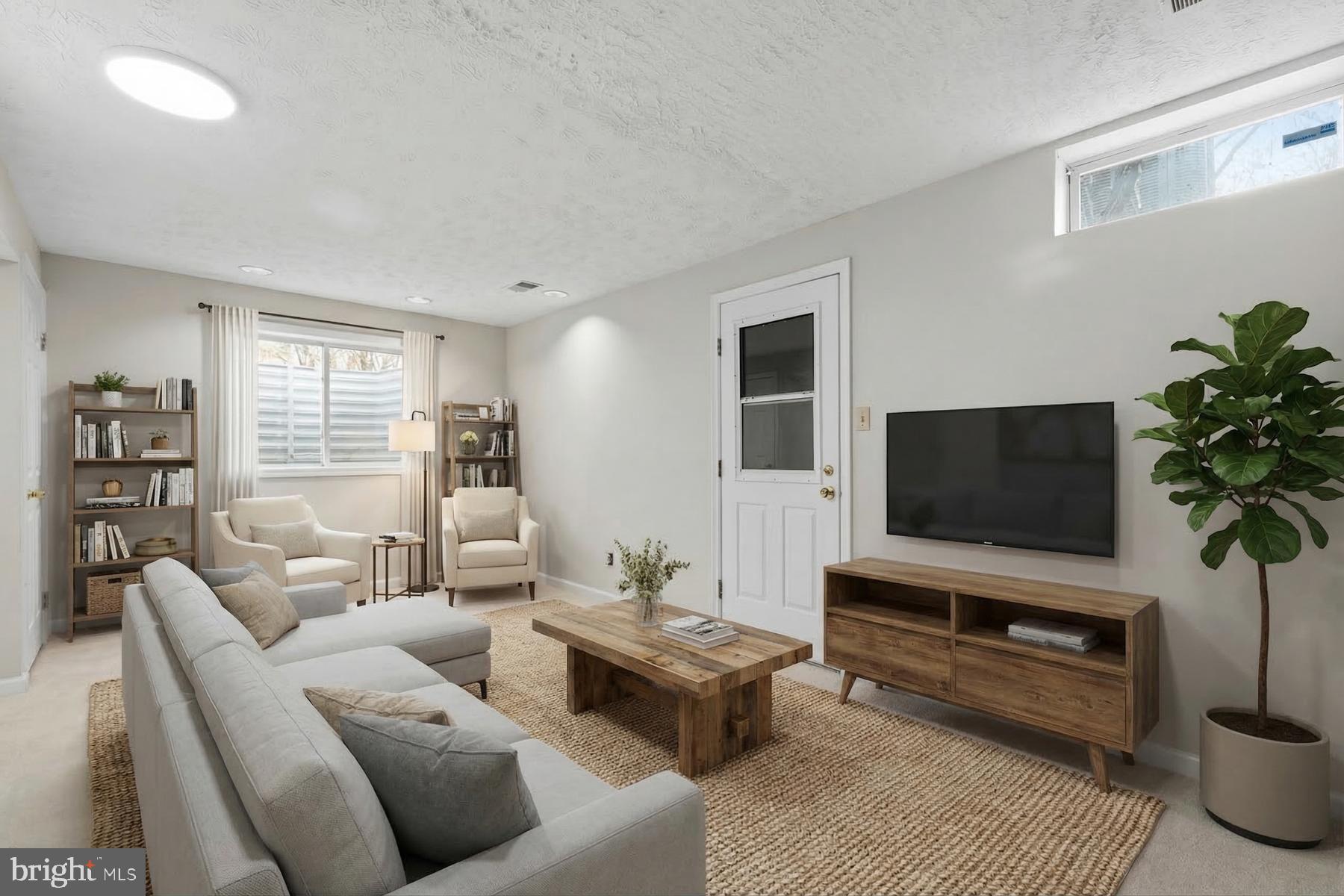 INDIAN CREEK - Residential