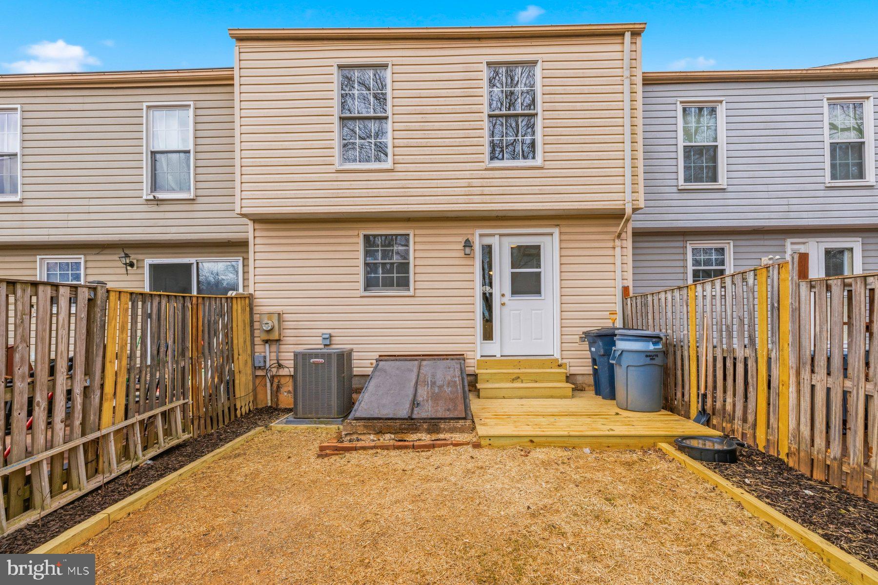 INDIAN CREEK - Residential