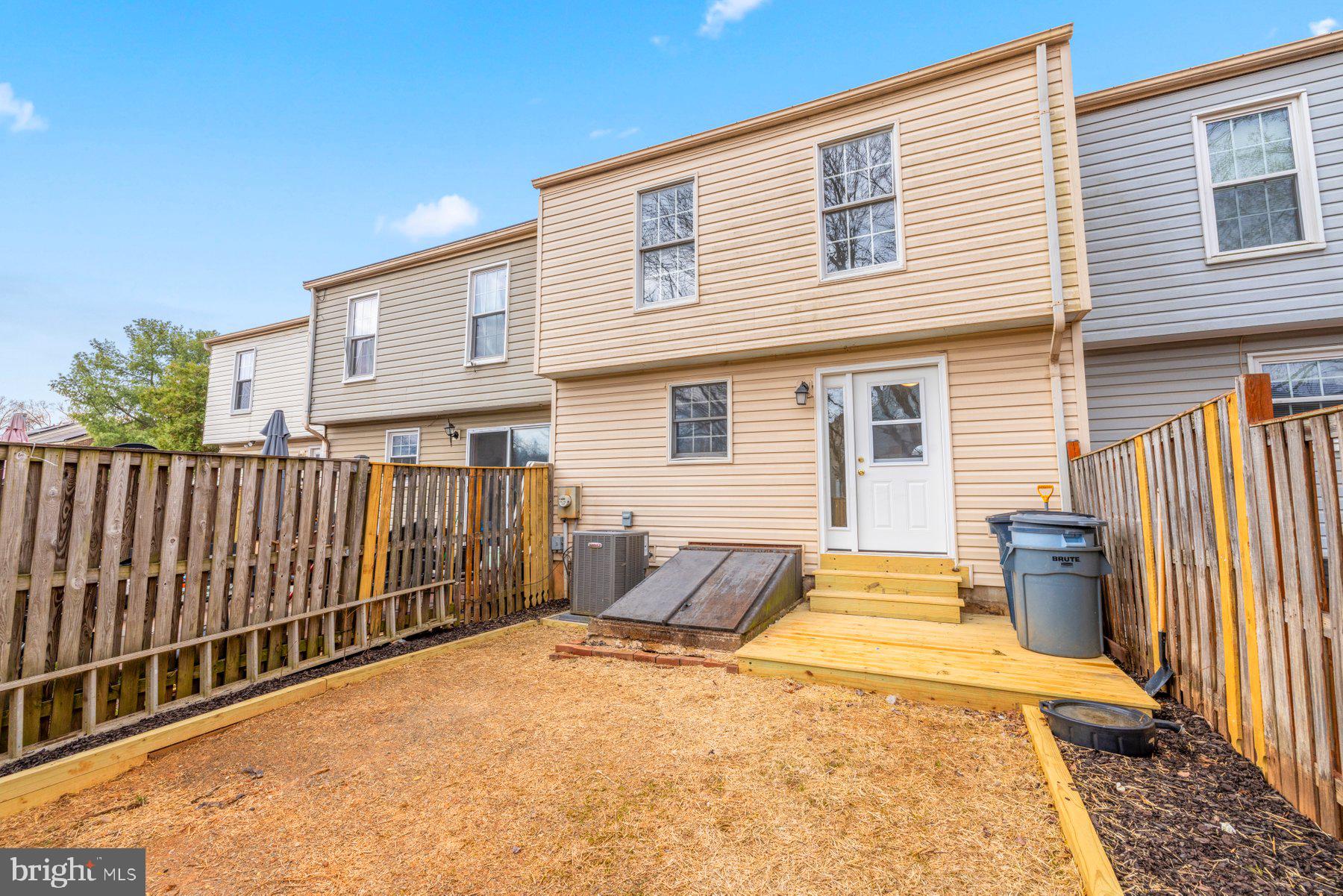 INDIAN CREEK - Residential