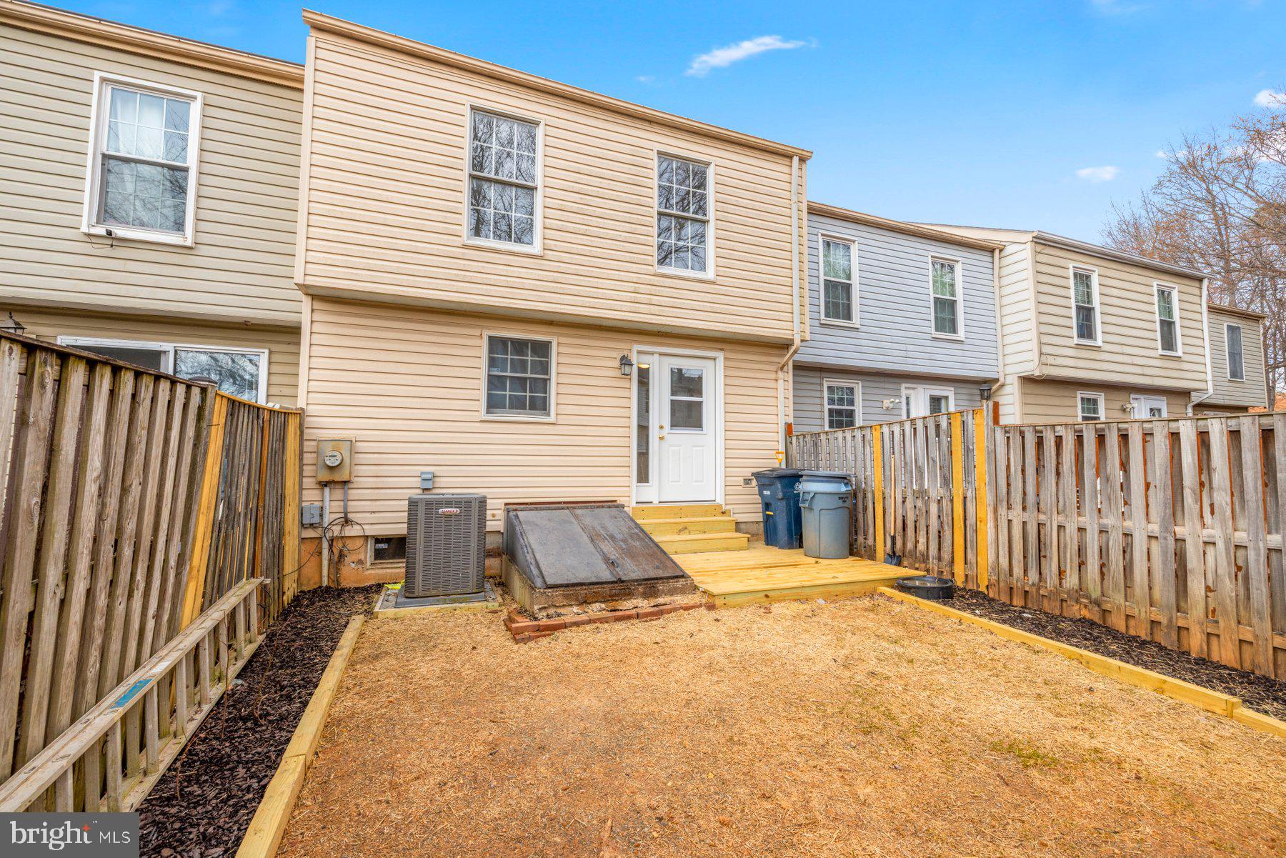 INDIAN CREEK - Residential