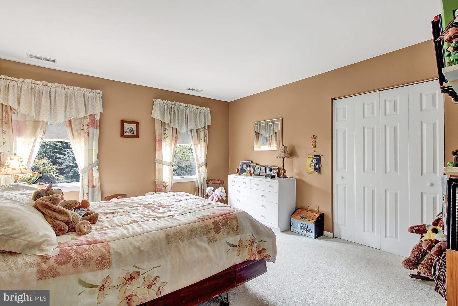 GREENFIELDS - Residential