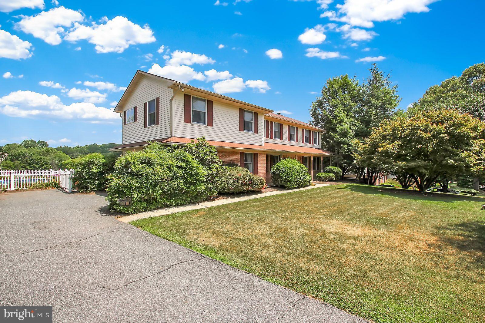 GREENFIELDS - Residential