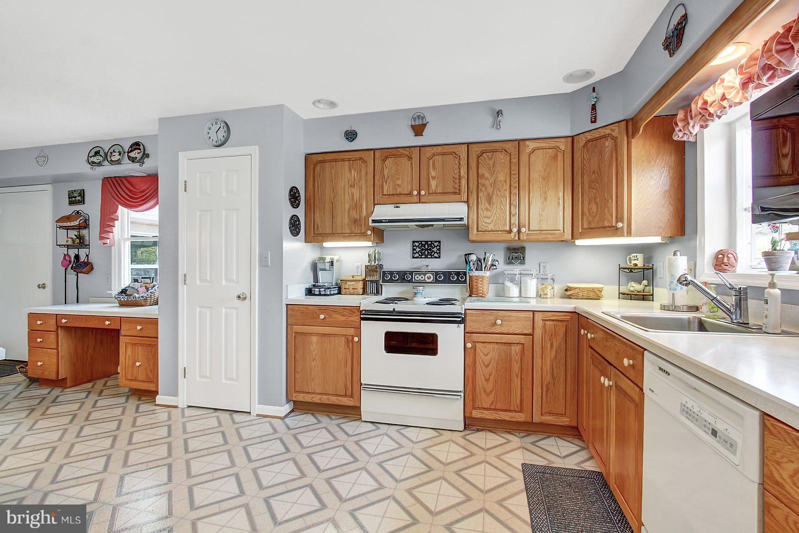 GREENFIELDS - Residential