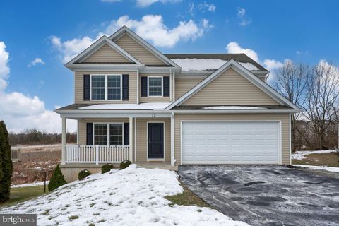 Photo of 13 Red Fox Court, REINHOLDS, PA 17569 (MLS # PALA2061590)
