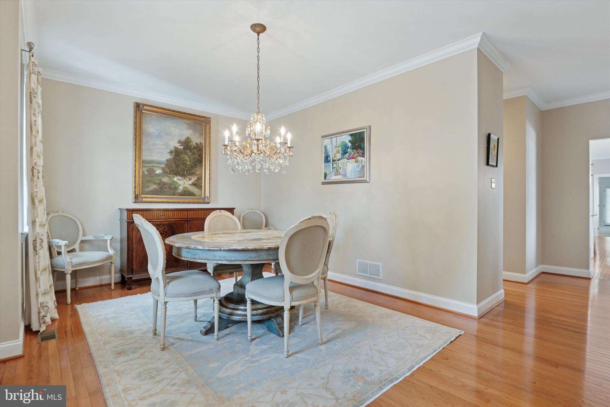 1010 LINDEN AVENUE