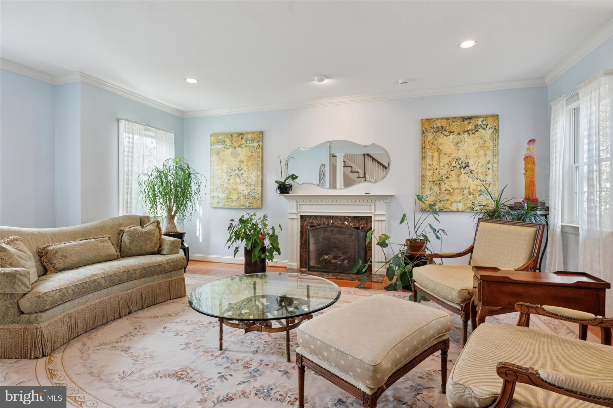 1010 LINDEN AVENUE