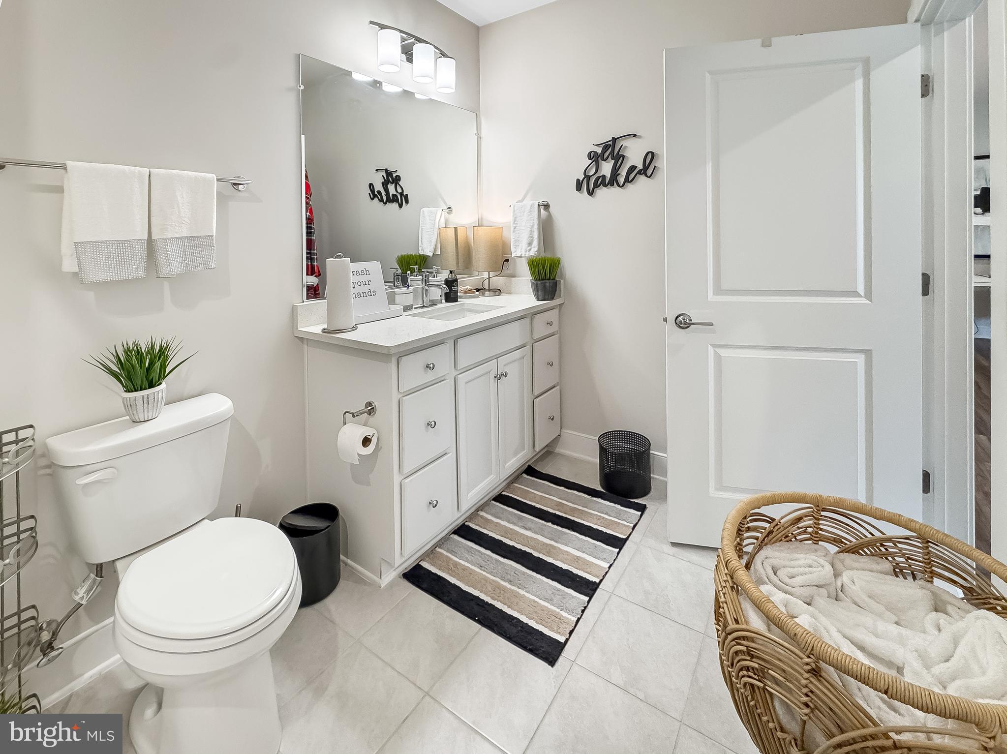 NATIONAL HARBOR - Residential