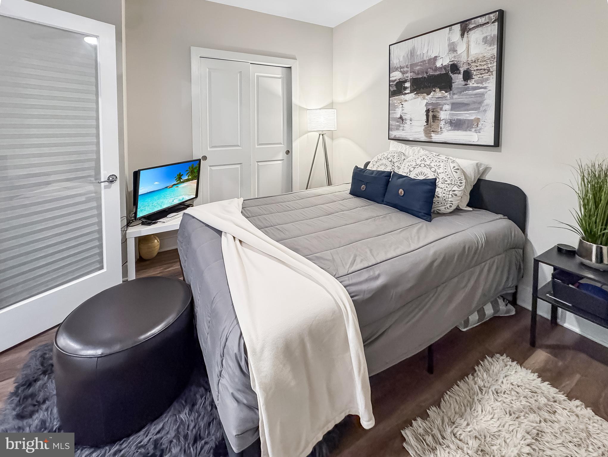 NATIONAL HARBOR - Residential