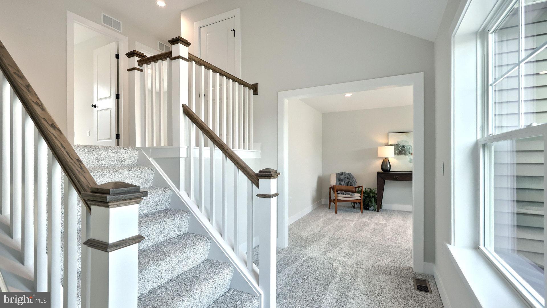 WALTON HILL - Residential