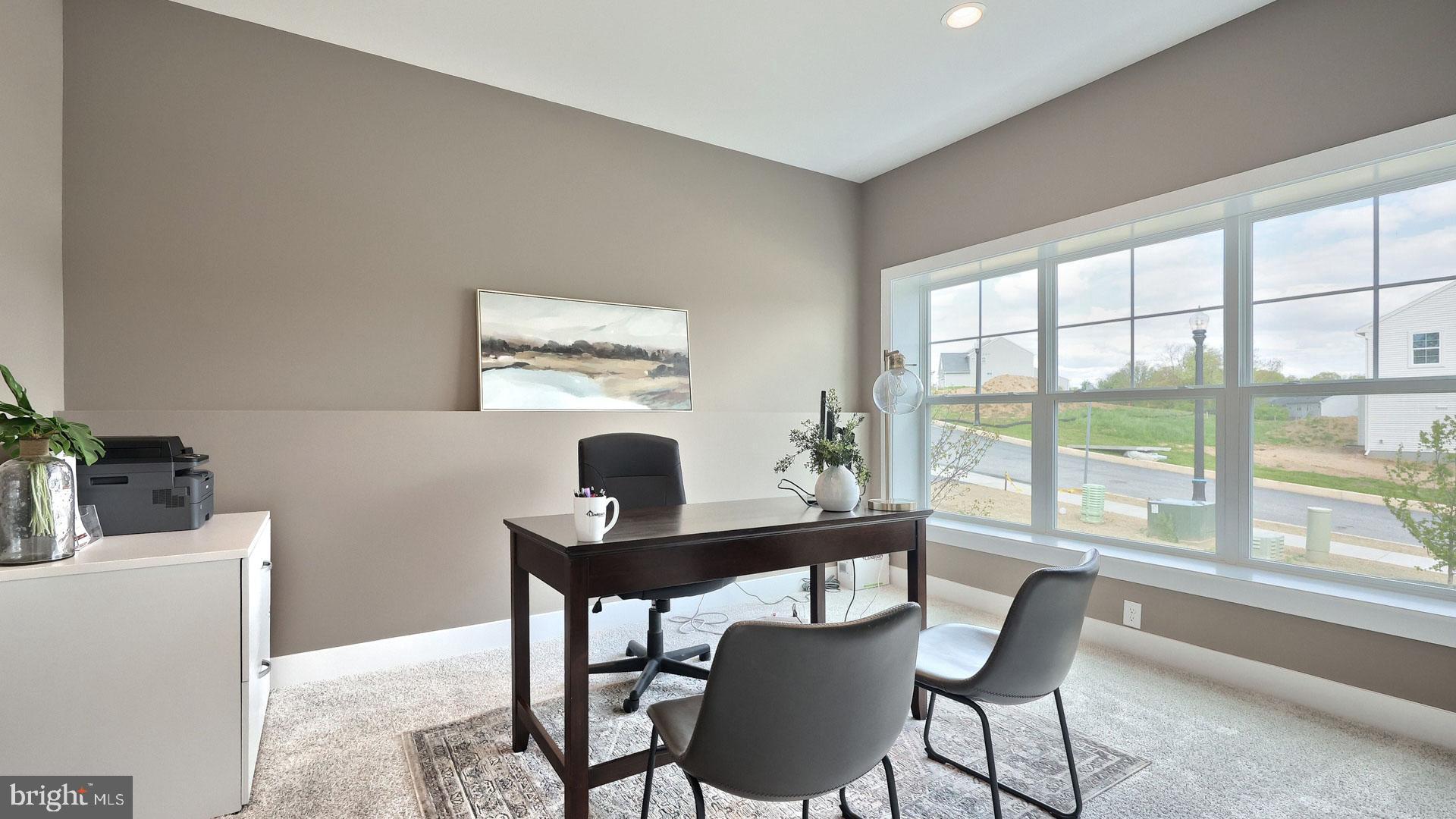 WALTON HILL - Residential