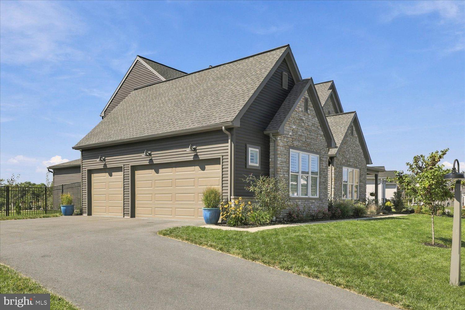 1009 EDORMA COURT