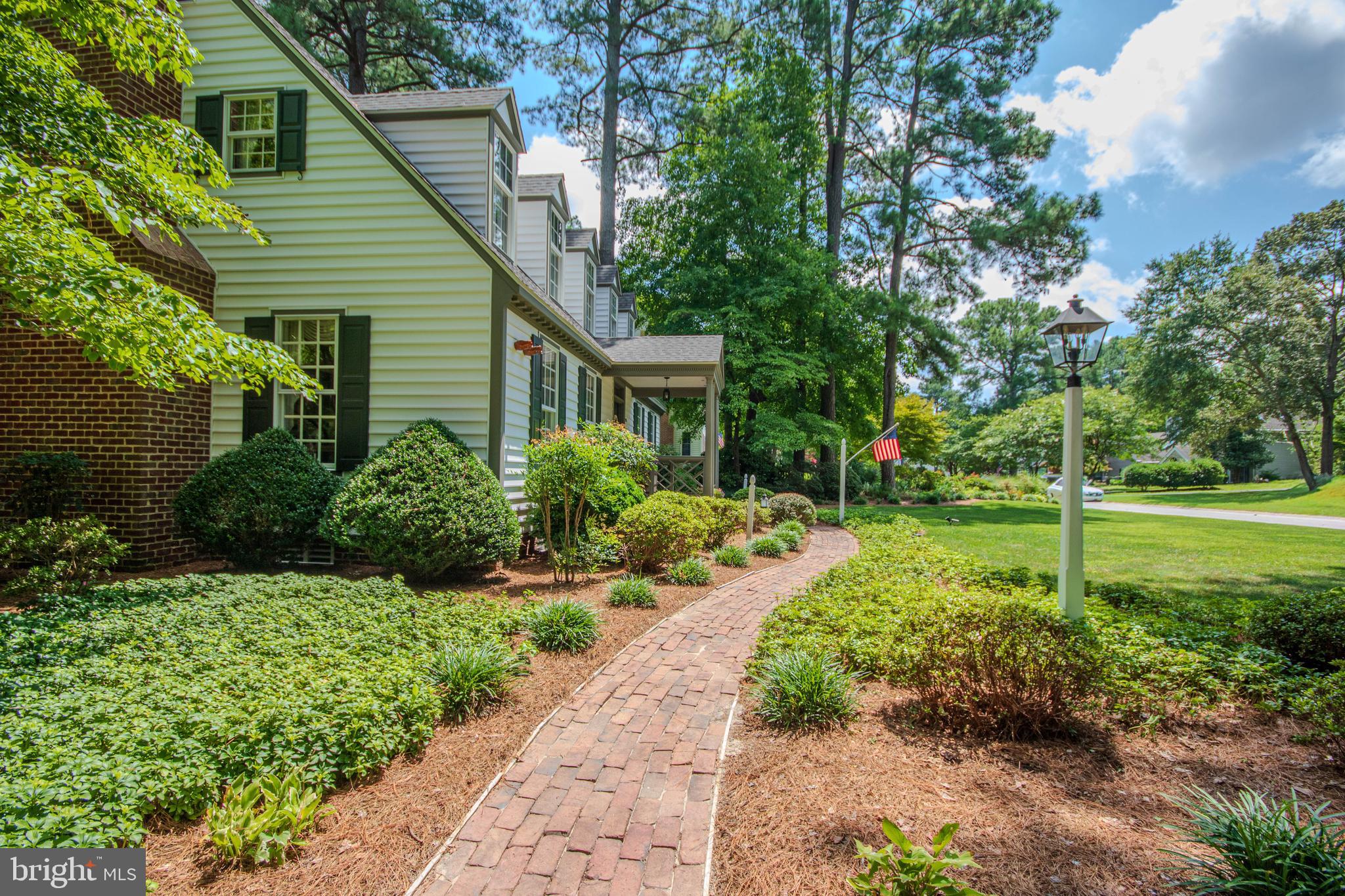 115 AUTUMN LANE