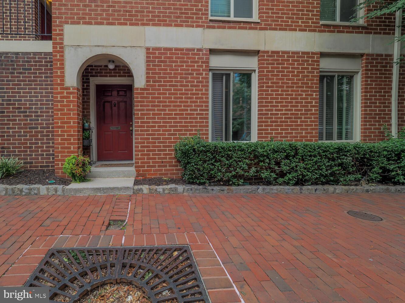 MUST SEE Updated Condo in the Heart of the City! Unit Features 2 Bedrooms, 2 Baths, Large Living Room w/Wood Burning Fireplace, Separate Dining Room, Kitchen w/Breakfast Bar & In-Unit Washer/Dryer. Updates include: Brand New Windows Throughout, Updated Kitchen & Bathrooms, updated recessed lighting, fresh paint throughout, HVAC, water heater, and chimney service all in 2018. Unit includes parking space in secure gated parking lot. Walking distance to Fed Hill, Cross Street Market, M&T Bank Stadium, Camden Yards, Aquarium, Science Center, Top Golf, Casino, Pier 6, Convention Center, and CFG Arena, among other attractions. Lowest Condo Fees in the area.