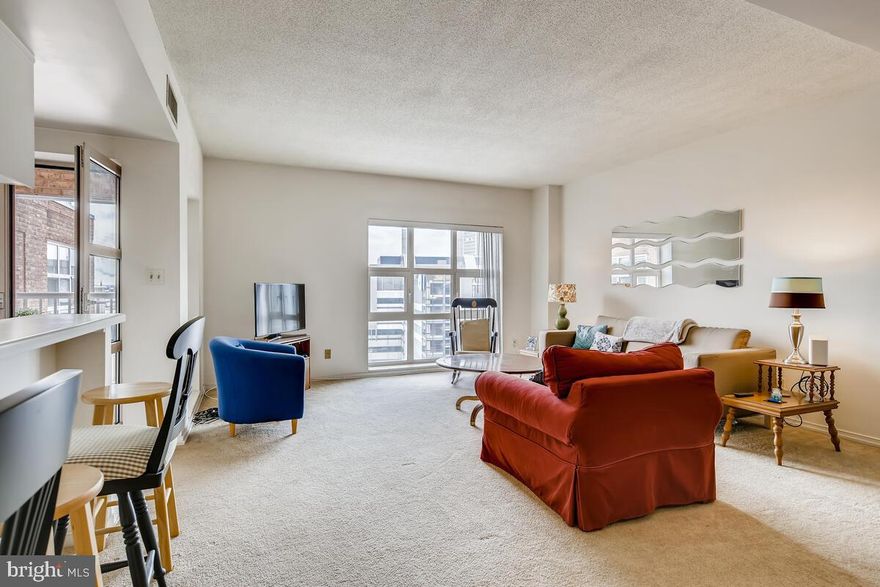 This is a great 1 bedroom unit, over 1100sf on the water side of building, with nice covered deck area. The unit has mostly City views but some water, it is all original so needs your special decorating touch to make it fabulous.   The building has a 24-7 front desk, indoor pool and great fitness area.  Out door deck area has barbeques for residents and lots of room to relax. 1 deeded parking space is included.   Call to see today.