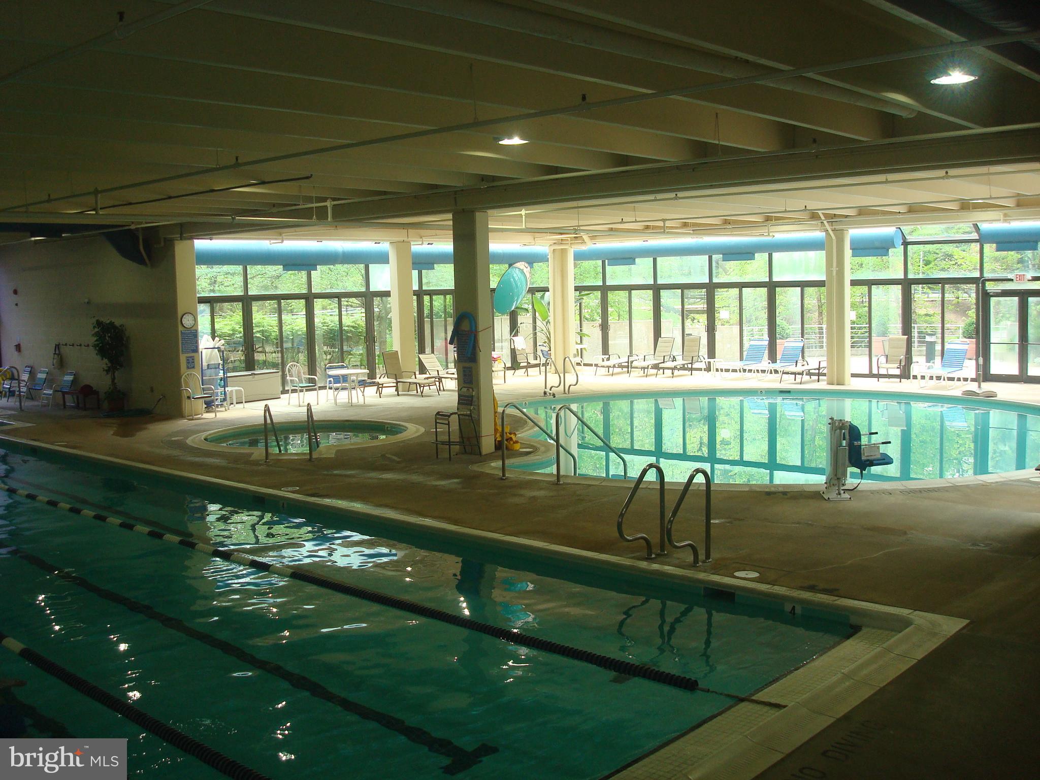 LEISURE WORLD - Residential