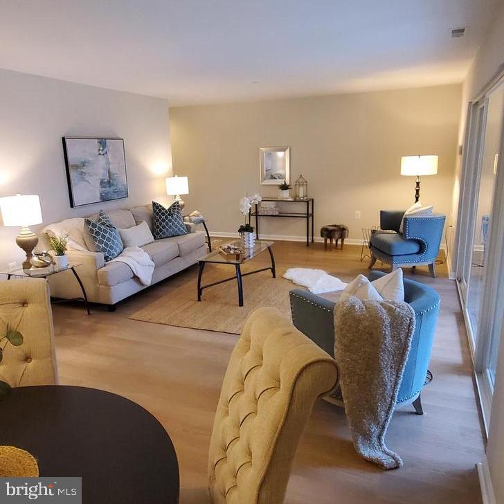 LEISURE WORLD - Residential