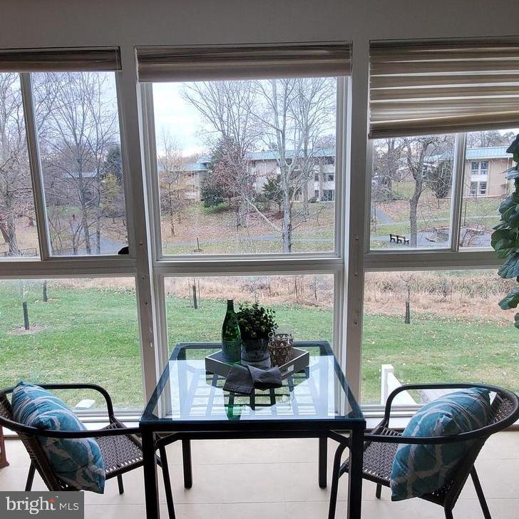 LEISURE WORLD - Residential