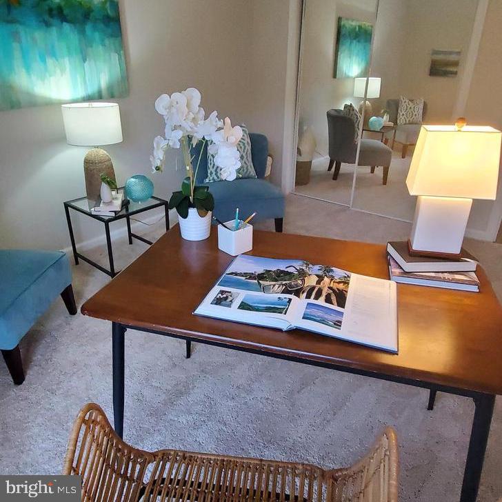 LEISURE WORLD - Residential