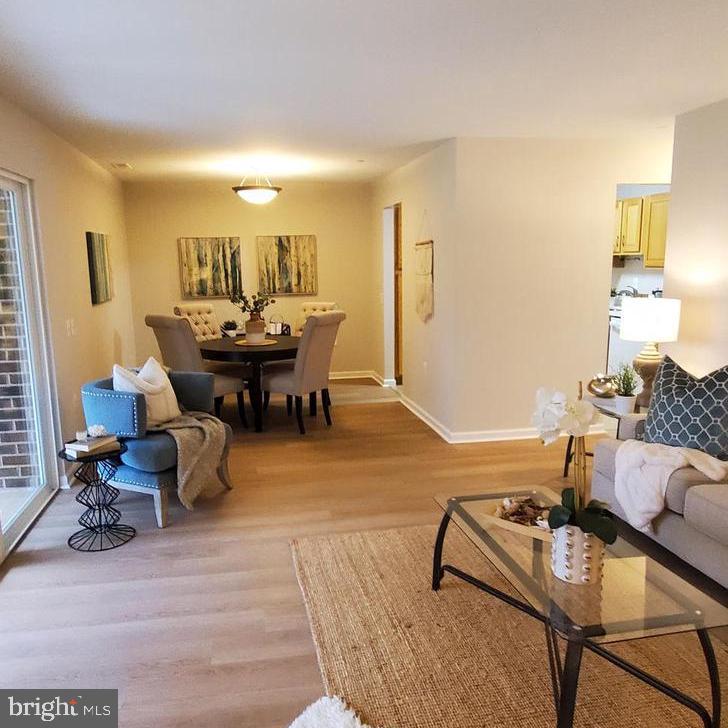 LEISURE WORLD - Residential