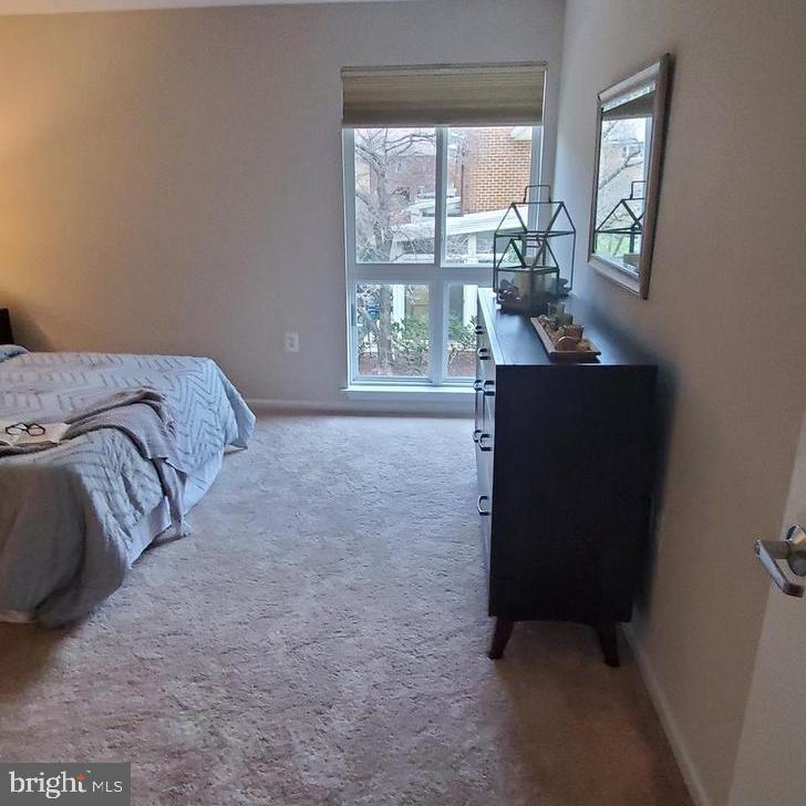 LEISURE WORLD - Residential