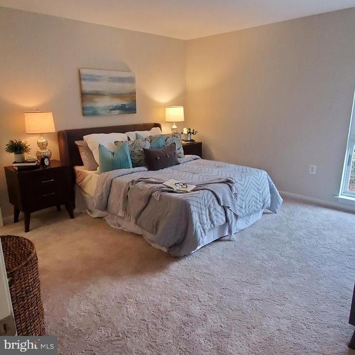 LEISURE WORLD - Residential